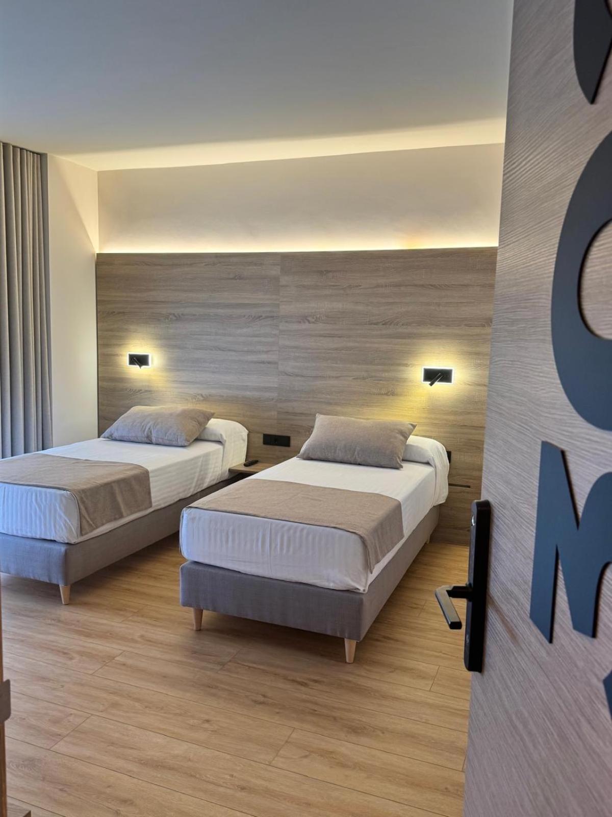 Miramar Suites Сада Екстериор снимка